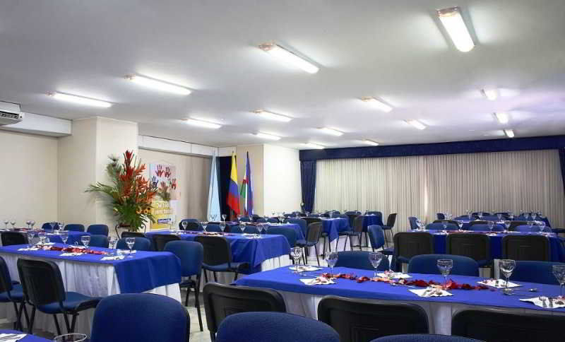 Hotel Mudejar Кали Екстериор снимка