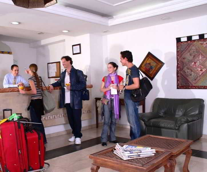 Hotel Mudejar Кали Екстериор снимка