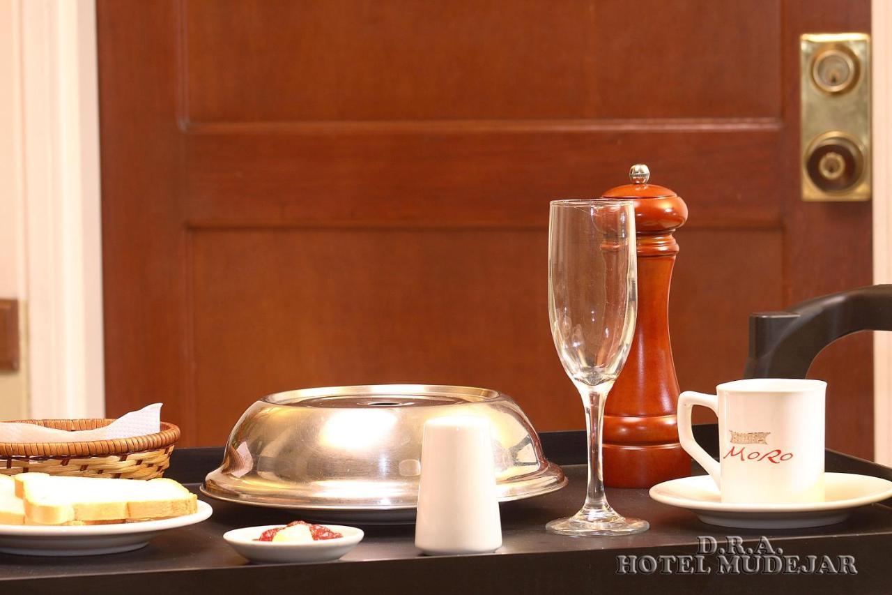 Hotel Mudejar Кали Екстериор снимка